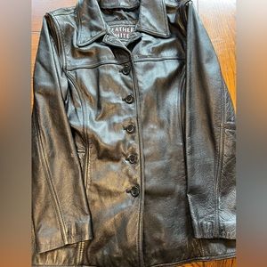 Leather Limited women’s med leather button jacket  black 100% real leather Y2K